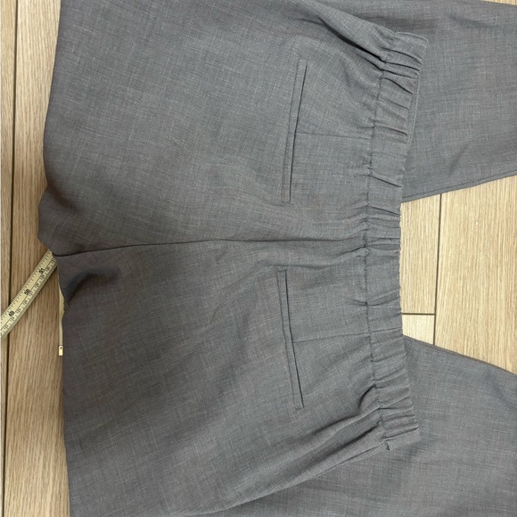 Pull on cropped trousers - Picture 4 of 4